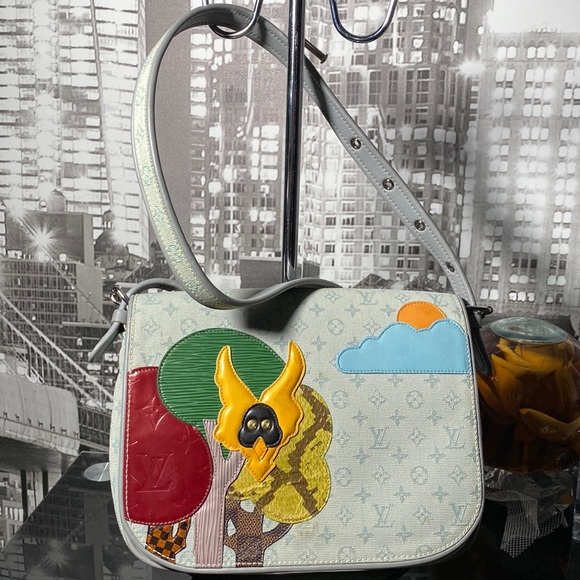 Authentic Limited Edition Louis Vuitton Monogram Conte De Fees Musette B… - Picture 5 of 17